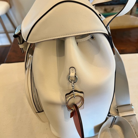 NWT Coach backpack with pink heart charm - Picture 3 of 4